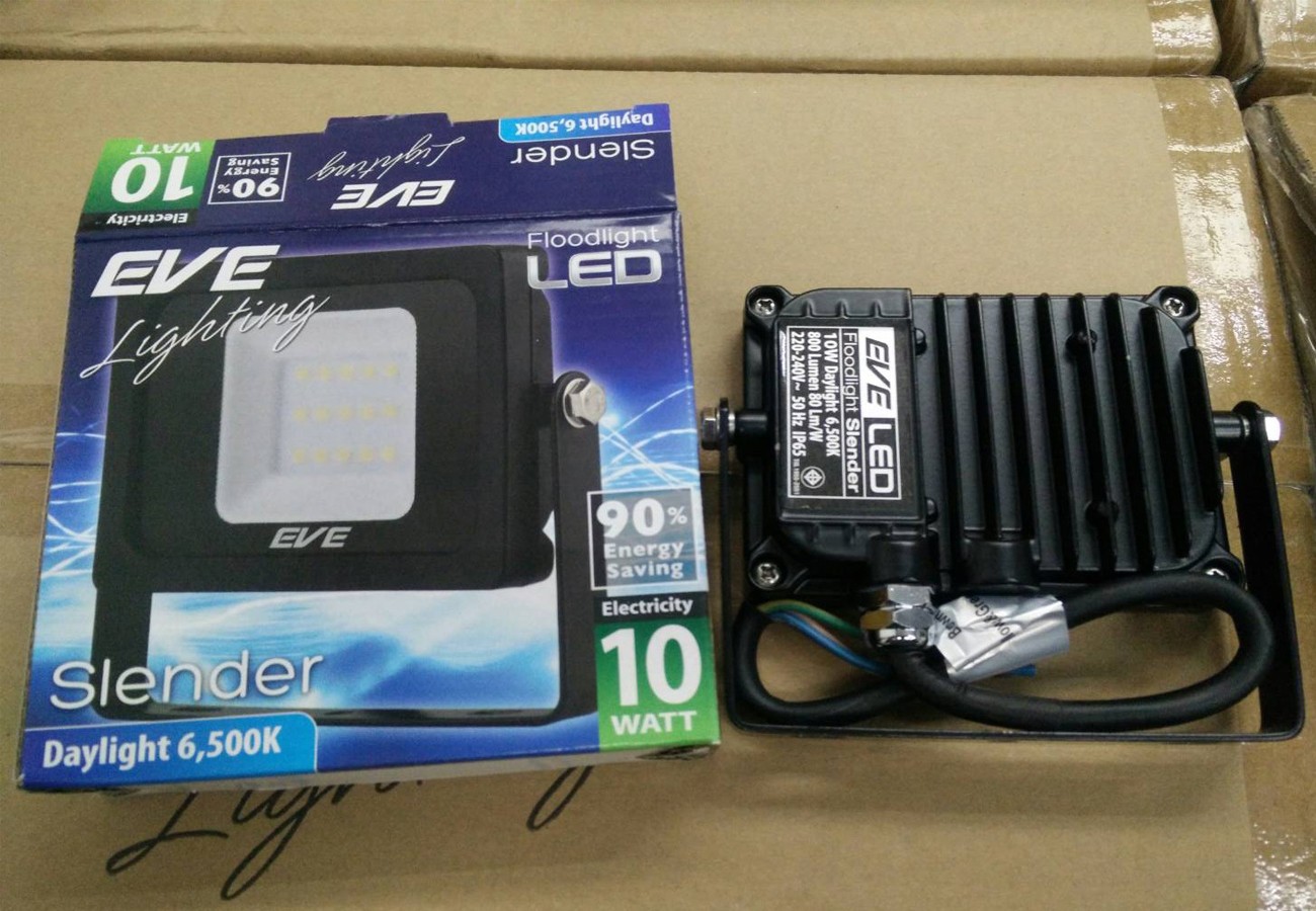 สปอร์ตไลท์ LED Slender 10w (เดย์ไลท์) EVE